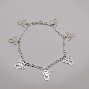 Pulsera con colgantes de ángeles